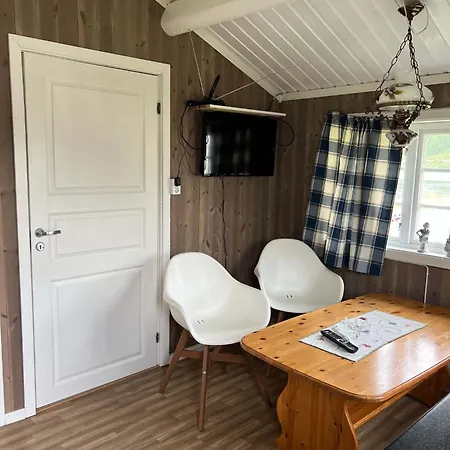 Cosy No 10 In